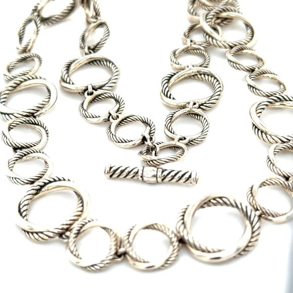 D.Y. 925 Circle Link Toggle Necklace - Picture 2 of 6